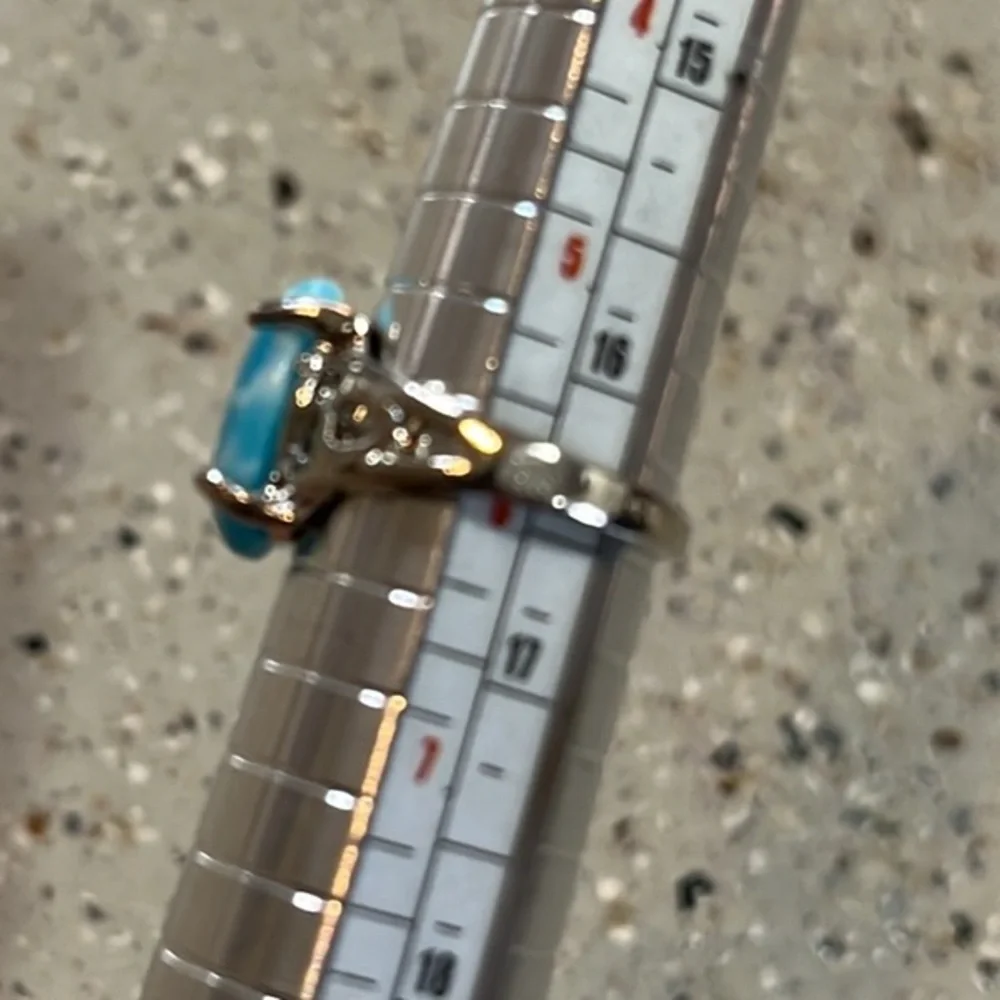 BLUE MOONSTONE RING STAMPED .925 SIZE 6